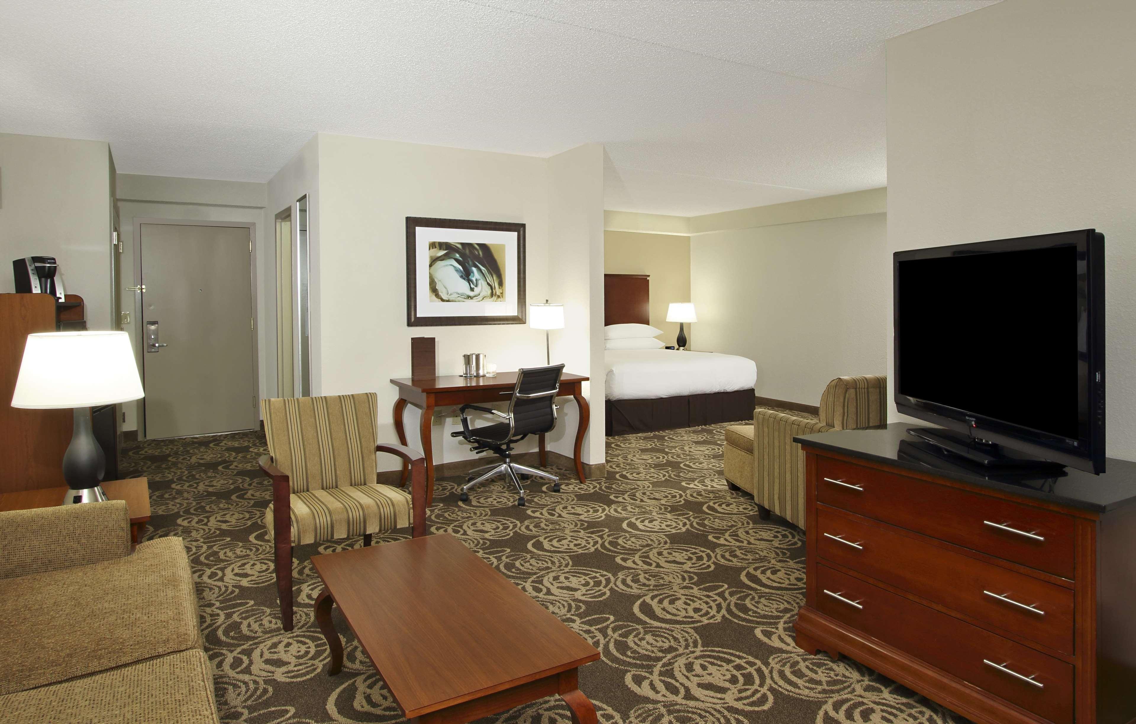 Doubletree By Hilton Mahwah Hotel Buitenkant foto