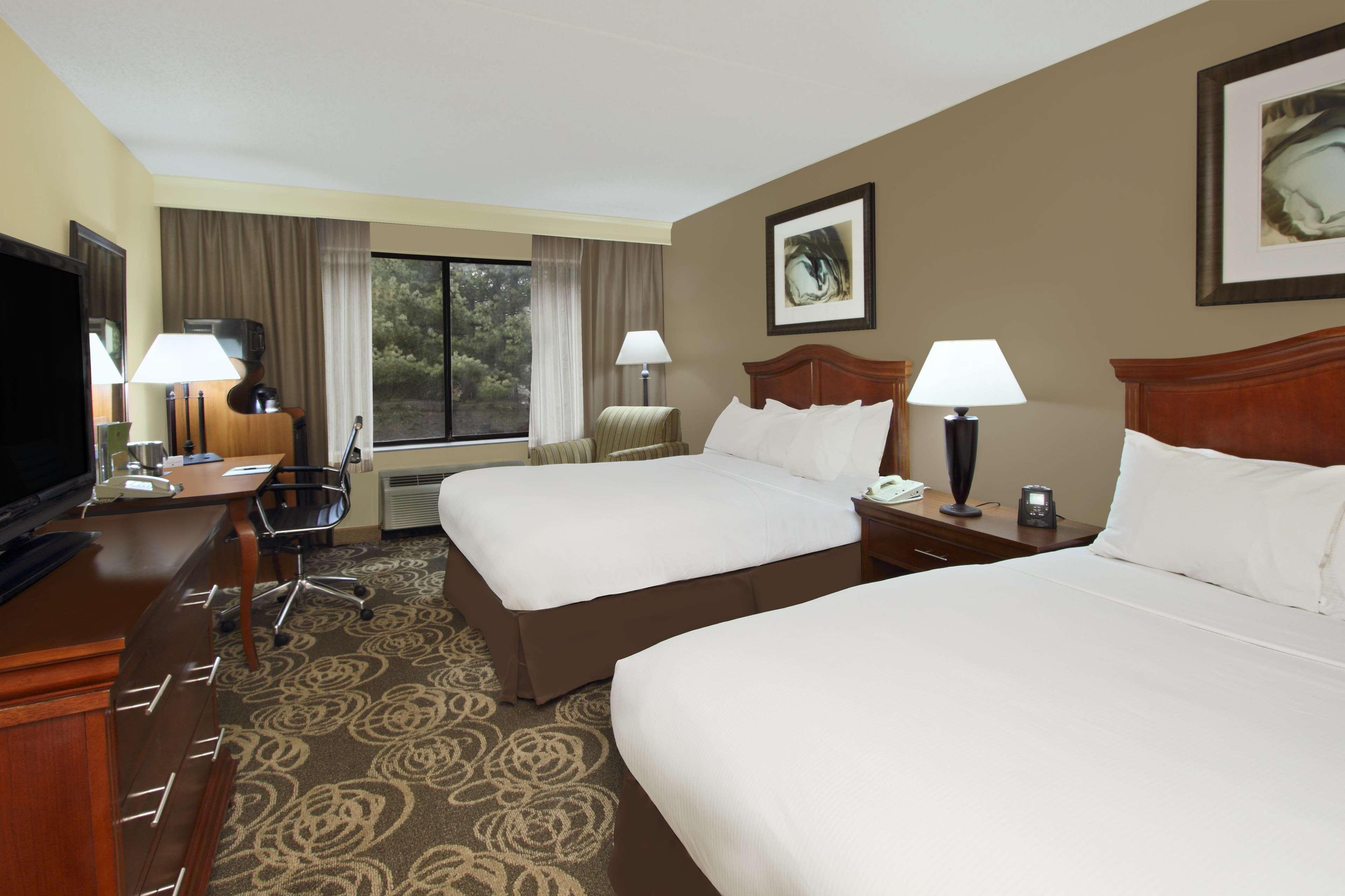 Doubletree By Hilton Mahwah Hotel Buitenkant foto