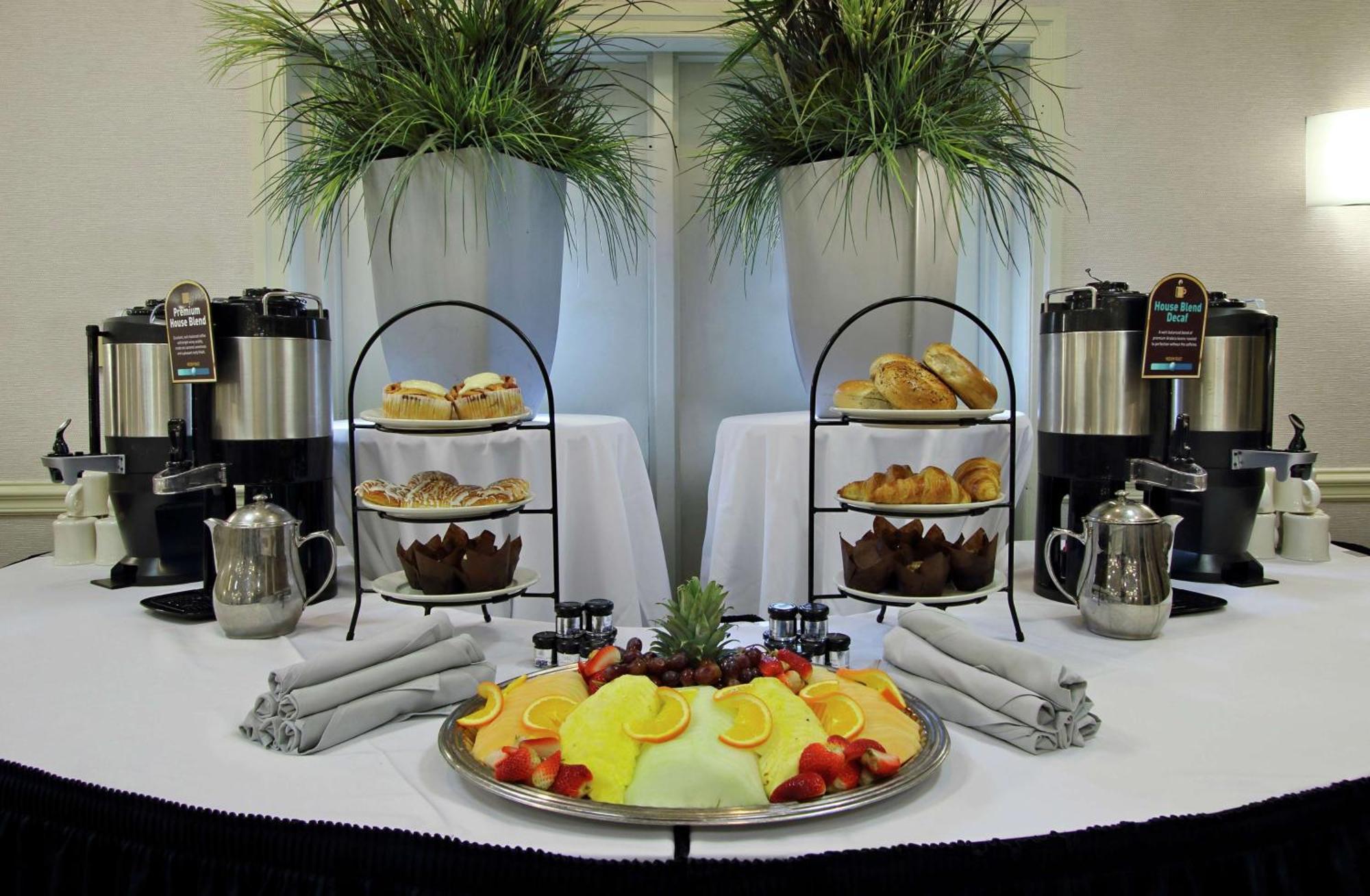 Doubletree By Hilton Mahwah Hotel Buitenkant foto