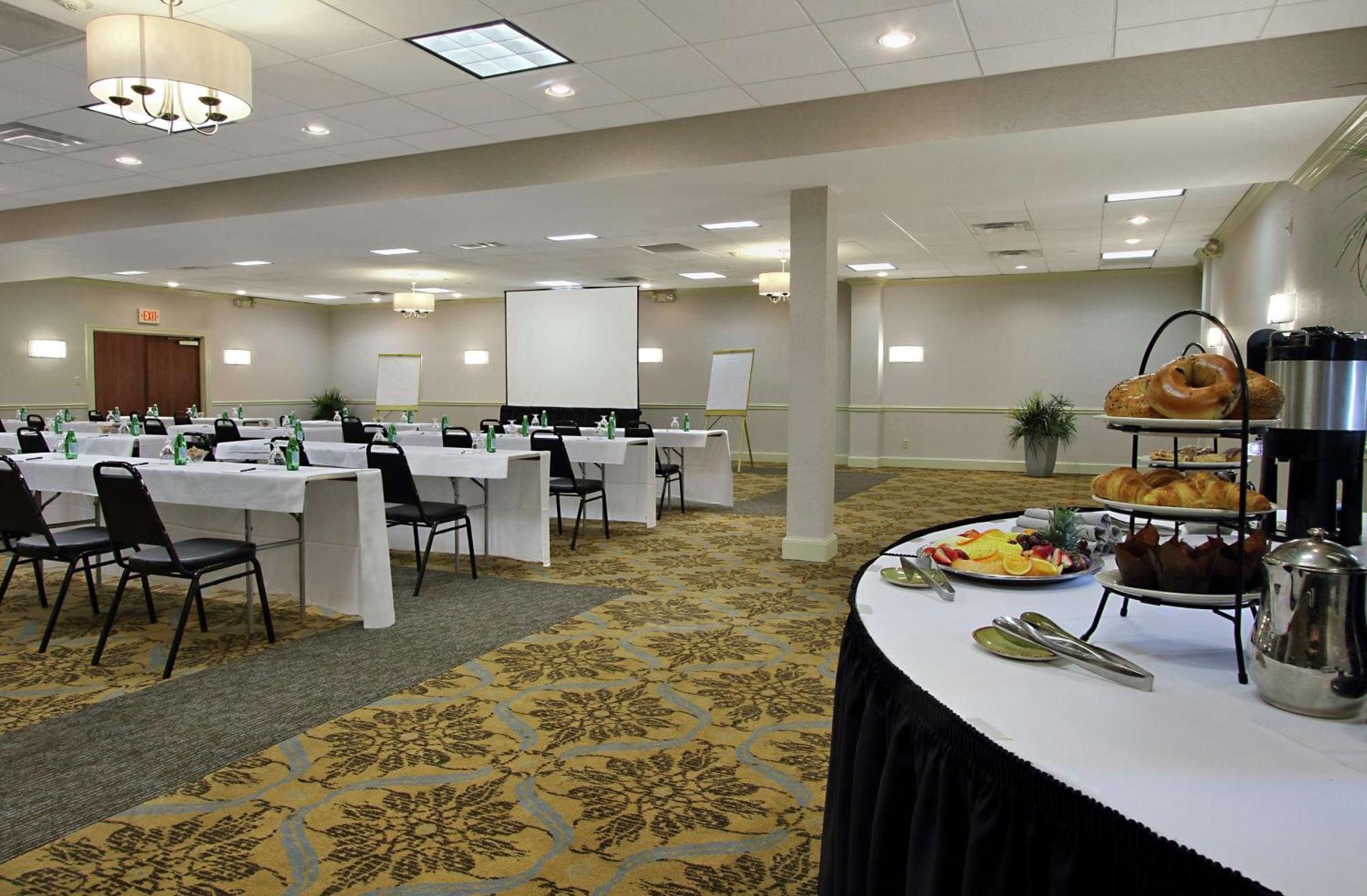 Doubletree By Hilton Mahwah Hotel Buitenkant foto